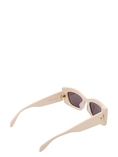 Shop Alexander Mcqueen White Acetate Sunglasses In Neutrals