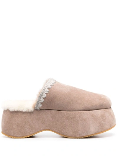 Mou Whipstitch 70mm Suede Platform Slippers In Grey