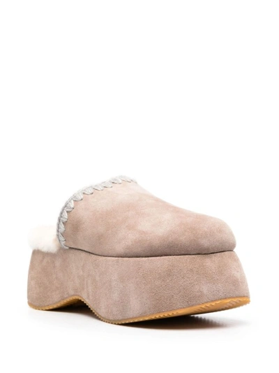 Mou Whipstitch 70mm Suede Platform Slippers In Grey