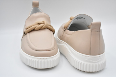 Shop Voile Blanche Beige Flat Shoes In Neutrals