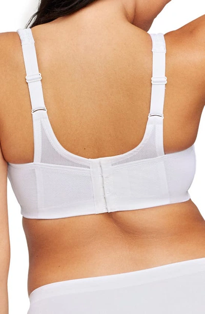 Glamorise Full Figure Magiclift Wireless Bra In White