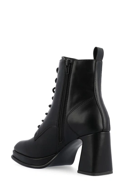 Journee Collection Kalandi Bootie In Black