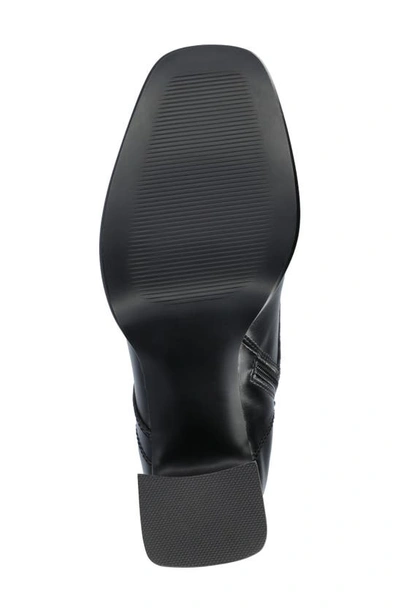 Journee Collection Kalandi Bootie In Black