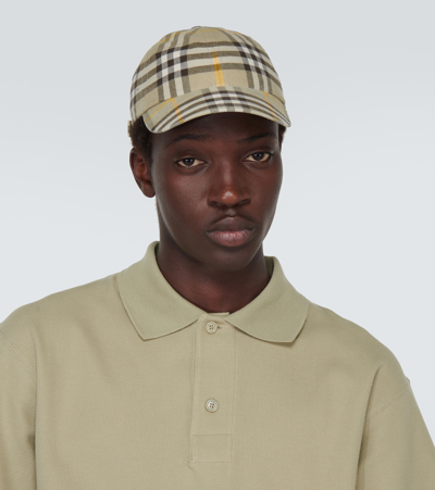 Burberry Check Pattern Baseball Cap In Beige
