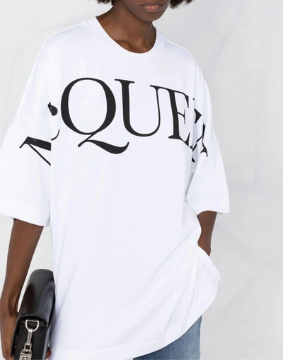 Shop Alexander Mcqueen Oversize Logo T-shirt In White