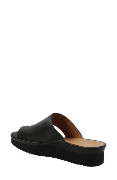 L'amour Des Pieds Ahlina Platform Sandal In Black Lamba
