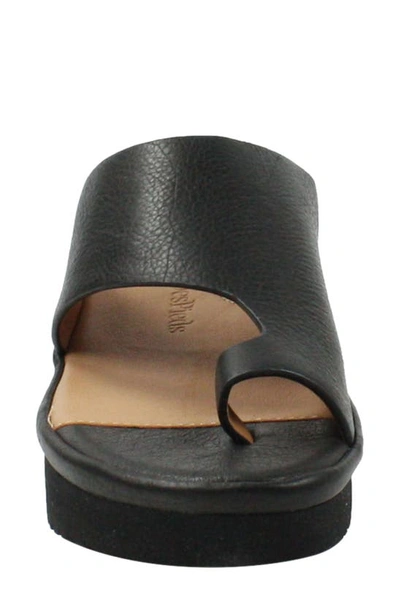 L'amour Des Pieds Ahlina Platform Sandal In Black Lamba