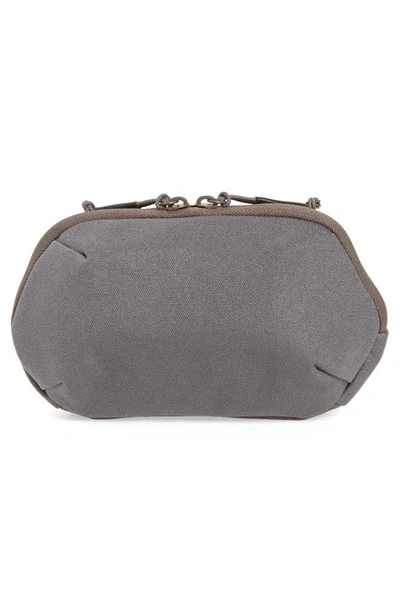 Brevitē The Small Pouch In Charcoal