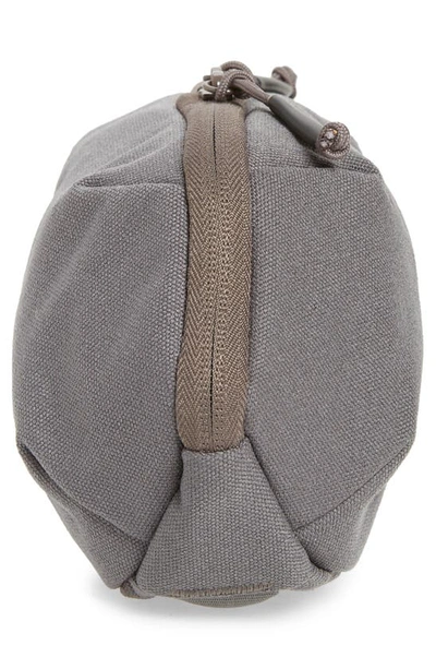 Brevitē The Small Pouch In Charcoal