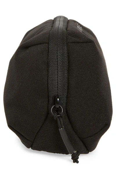 Brevitē The Small Pouch In Black
