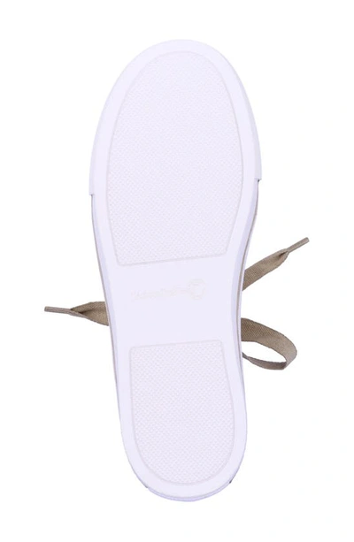 L'amour Des Pieds Kanav Sneaker In Taupe