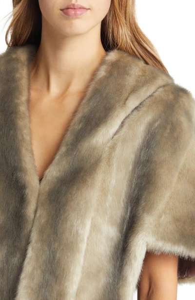Eliza J Faux Fur Capelet In Grey