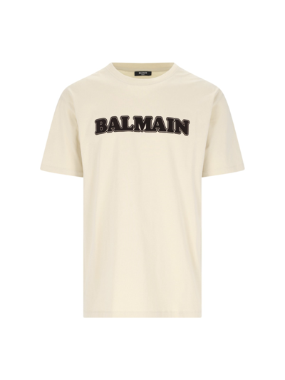 Shop Balmain T-shirt In Cream