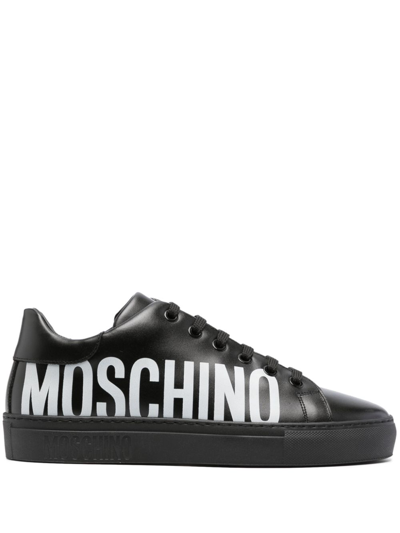 Shop Moschino Sneakers Con Logo In Black