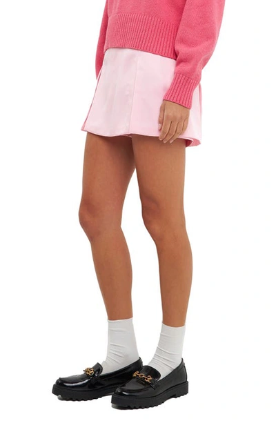 English Factory Pleat Front Satin Miniskort In Pink