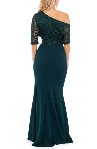 Betsy & Adam One-shoulder Sequin Lace Mixed Media Gown In Pine