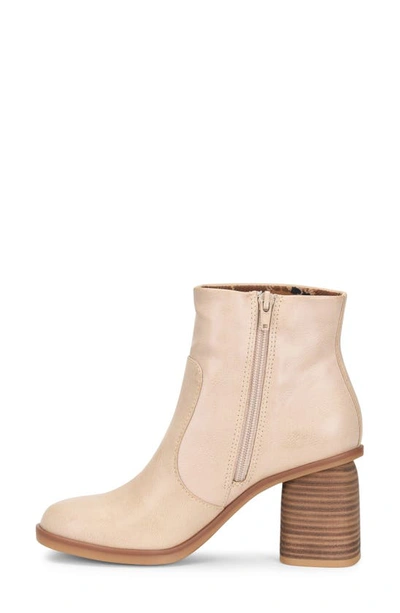 Korks Destiny Block Heel Bootie In Cream