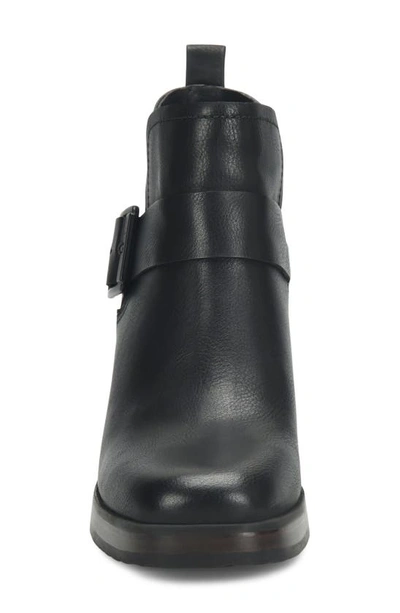 Korks Kari Block Heel Bootie In Black