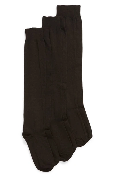 Shop Hue 3-pack Flat Knit Knee High Socks In Black Pack