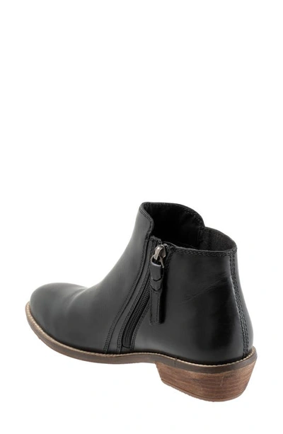 Softwalk Rocklin 2.0 Bootie In Black