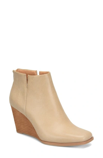 Korks wedge cheap bootie
