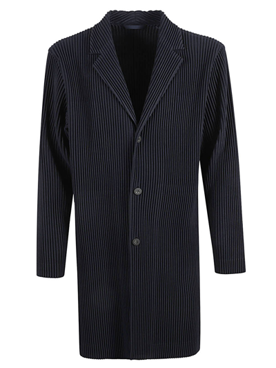 Shop Issey Miyake Pleated Single-breasted Coat In Blue
