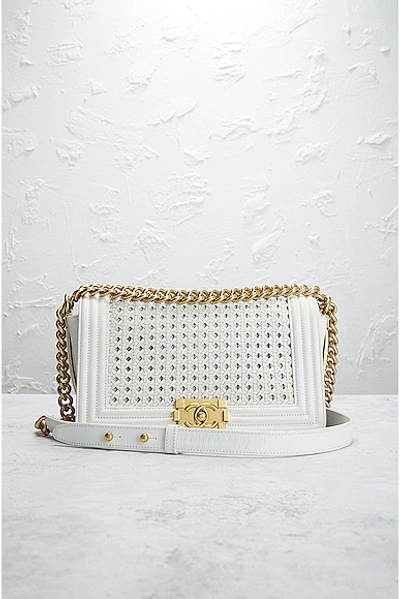 Pre-owned Chanel Chain Boy Shoulder Bag In White
