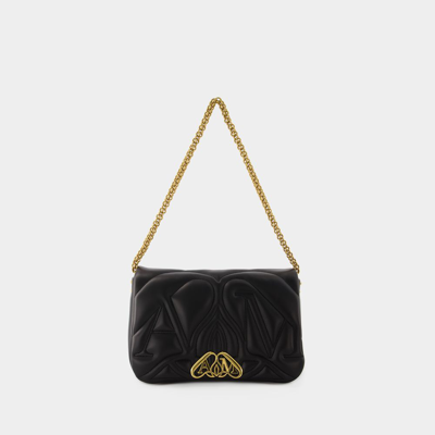 Alexander Mcqueen Alexander Mc Queen Seal Logo Small Leather Crossbody Bag In Black