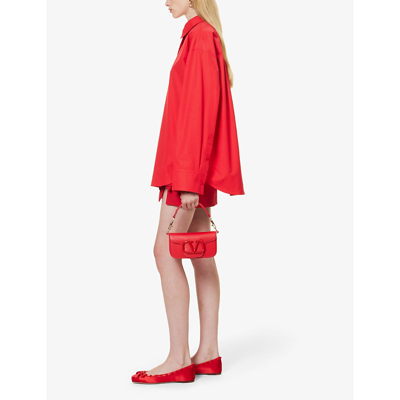 Shop Valentino Womens Rosso Pleated Relaxed-fit Cotton Shirt