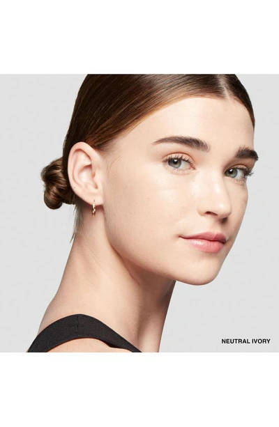 Bobbi Brown Intensive Serum Foundation Spf 40 In Neutral Ivory
