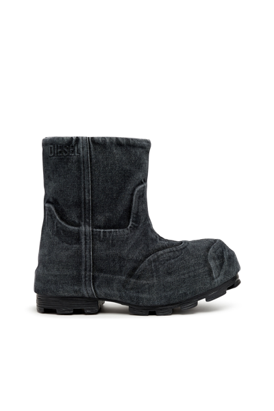 Shop Diesel D-hammer Ch Md Boots In Tobedefined