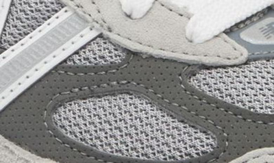 New Balance 990v6 Lace-up Sneakers In Grey