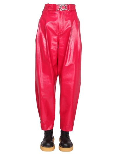 Shop Bottega Veneta Cropped Leather Pants In Rosso