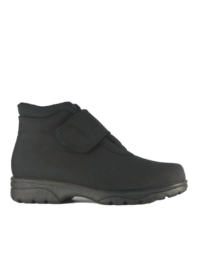 Shop Toe Warmers Women's Active Shoes - Medium In Black