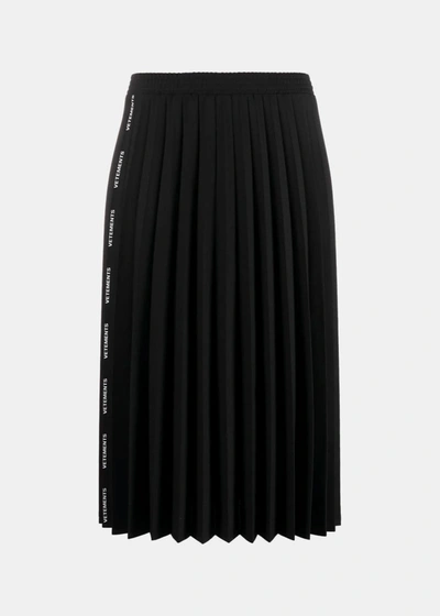 Shop Vetements Black Pleated Logo Skirt