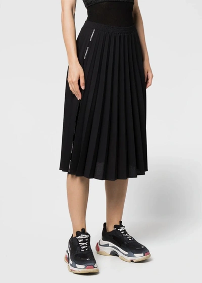 Shop Vetements Black Pleated Logo Skirt