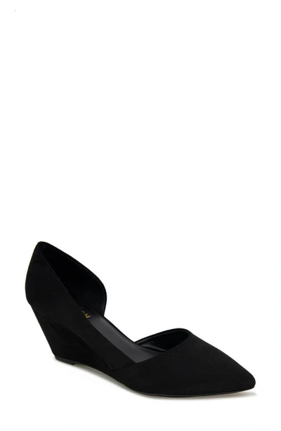 Reaction Kenneth Cole Eltinn Wedge Pump In Black Microsuede