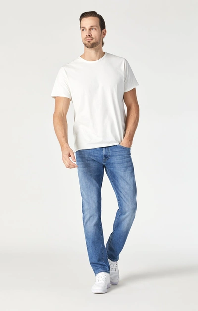 Mavi Marcus Slim Straight In Medium Blue