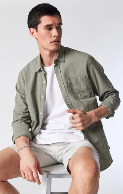Mavi Noah Shorts In Oyster Mushroom Twill In Stone