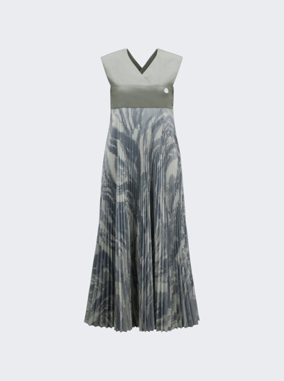 Shop Moncler Genius Pleated Dress In Grey