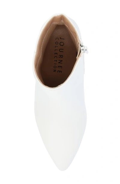 Journee Collection Sorren Boot In White