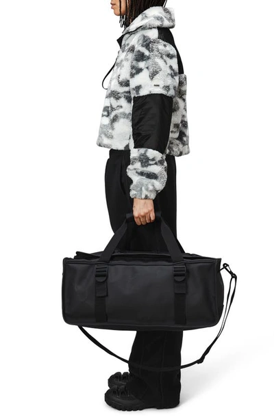 Rains Trail Mountaineer Duffel Bag In Black