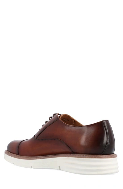 Shop Taft 365 Leather Oxford In Honey