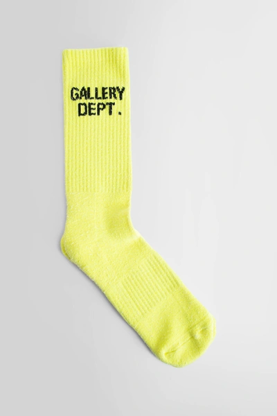 Shop Gallery Dept. Man Yellow Socks