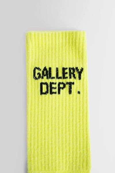 Shop Gallery Dept. Man Yellow Socks