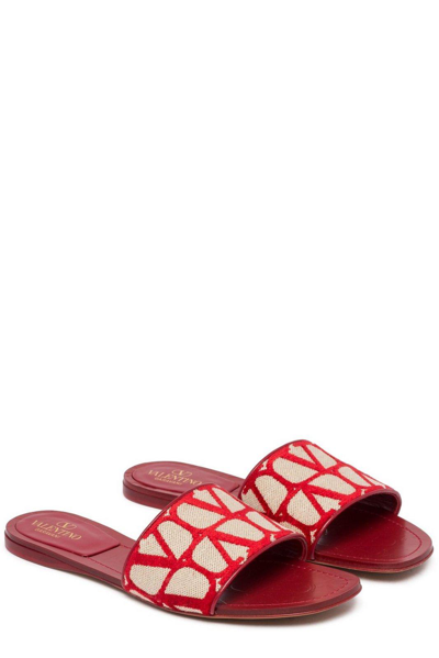 Shop Valentino Vlogo Toile Iconographe Slip-on Slides In Rosso