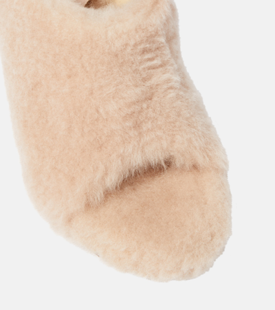 Khaite Marion Shearling Sandal In Pink