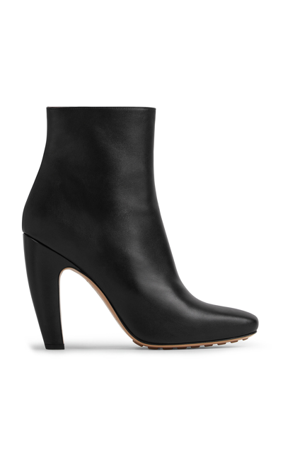 Shop Bottega Veneta Canalazzo Leather Ankle Boots In Black