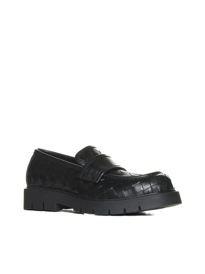 Shop Bottega Veneta Flat Shoes In Black