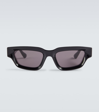 Bottega Veneta Sharp Square Sunglasses In Black